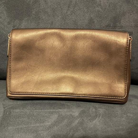 Coach, genuine black smooth leather clasp closure clutch. lightly used - Picture 2 of 6